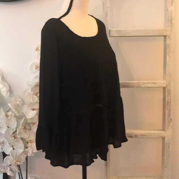 Ruffled High-Low Top With Criss Cross Back - Picture 4 of 7